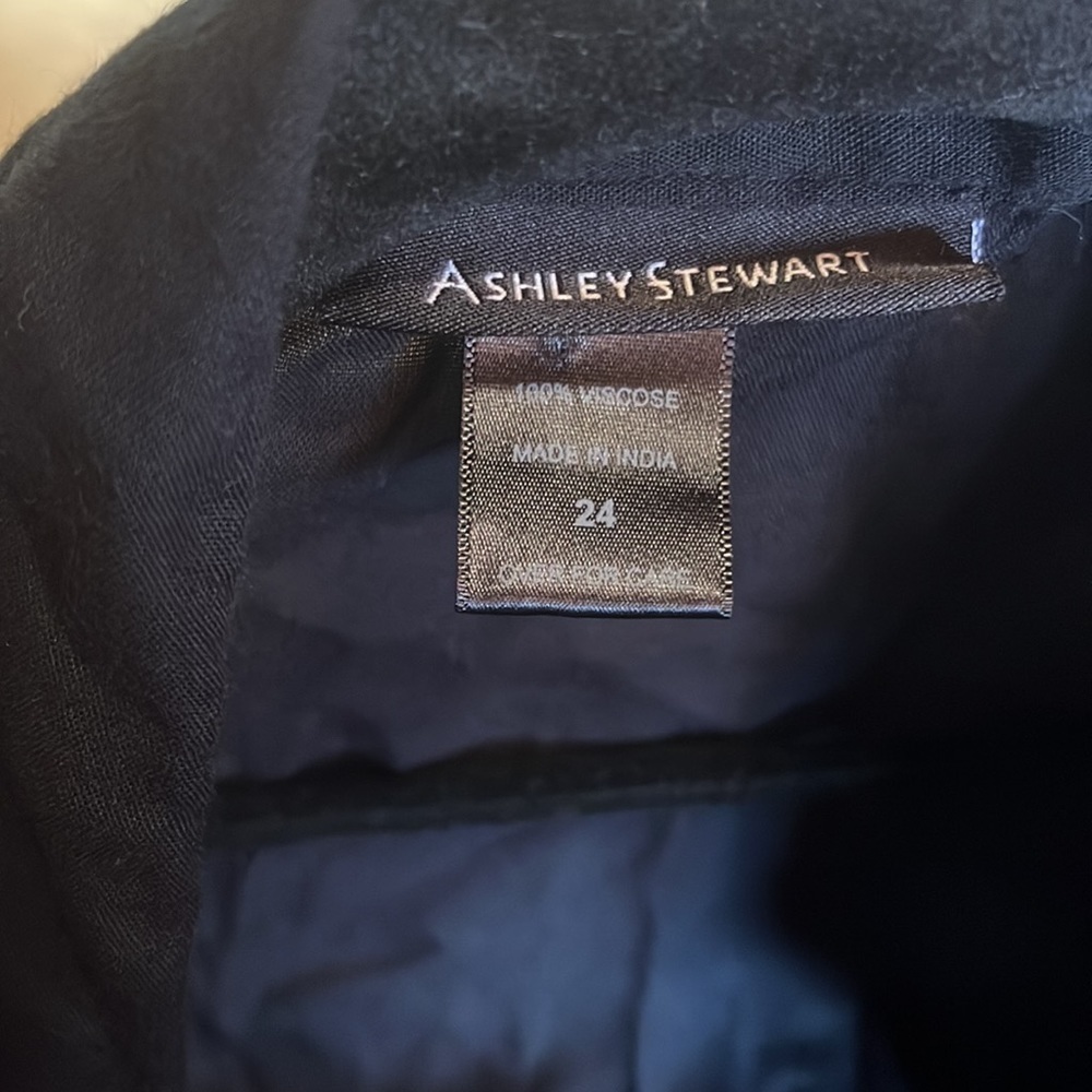 Ashley Stewart size 24 black 100%Viscose slit sides long sleeve wrap. NWOT - Picture 9 of 10